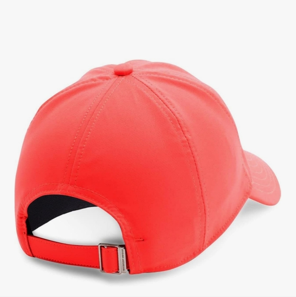 Under Armour UA Renegade Cap, Never Used, Excellent Condition. - Picture 2 of 2